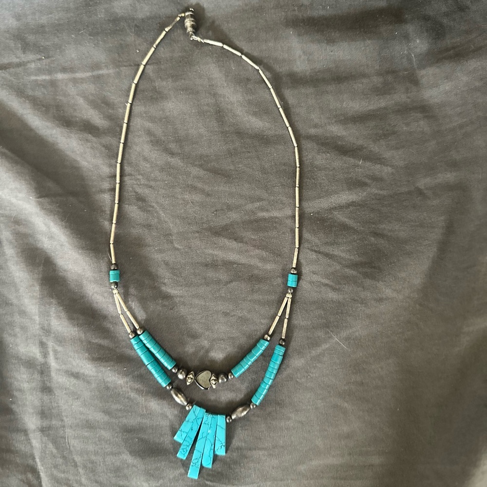 Artisan South Western Native American Turquoise and Silver Heart Beaded Necklace